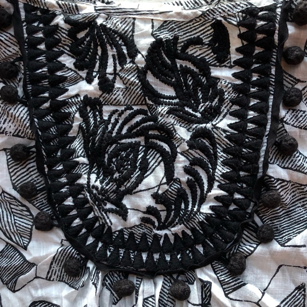 Anthropologie Floreat Embroidered Cuata Top - Picture 6 of 7